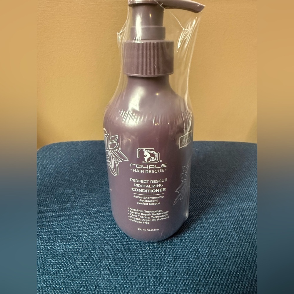 Royale Rescue Revitalizing Conditioner - Picture 4 of 5